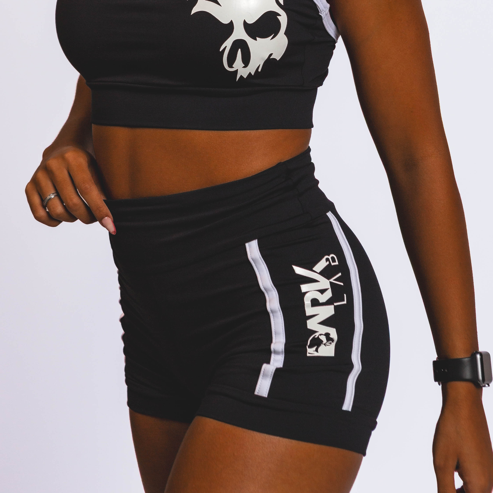 Shorts Dark Lab